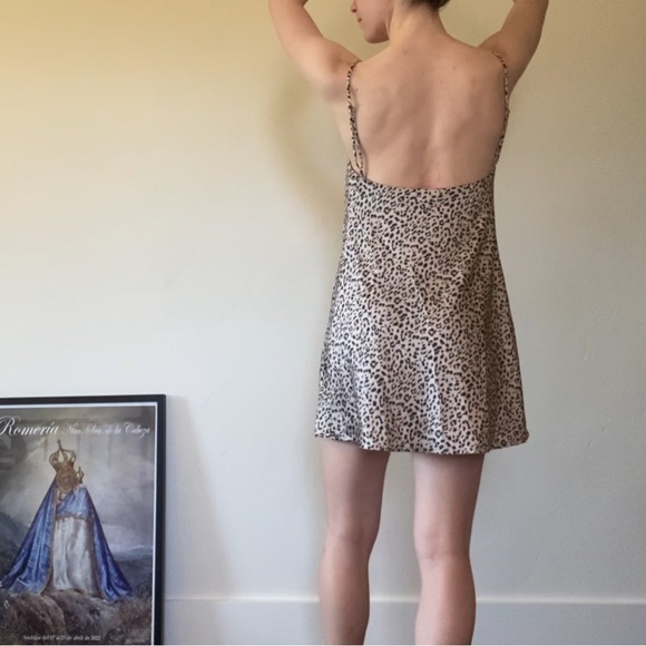 Princess Polly cheetah satin cowl slip dress! 🐆💖 - Picture 4 of 5